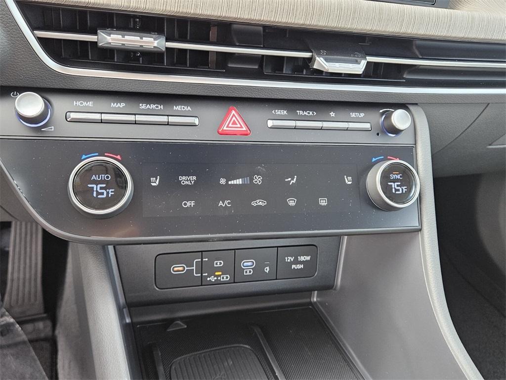 new 2025 Hyundai Sonata Hybrid car, priced at $29,649