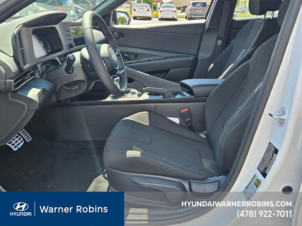 new 2025 Hyundai Elantra car, priced at $21,996