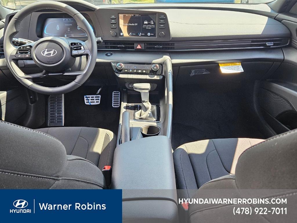 new 2025 Hyundai Elantra car, priced at $21,996