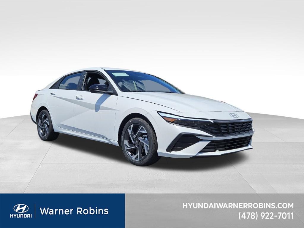 new 2025 Hyundai Elantra car, priced at $21,996
