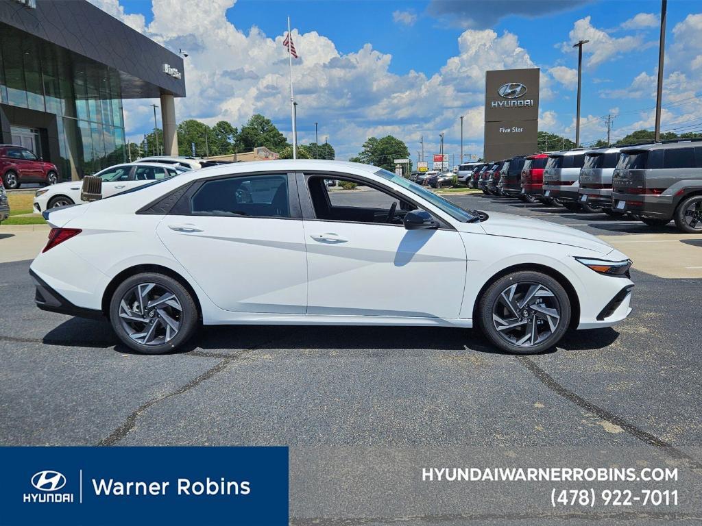 new 2025 Hyundai Elantra car, priced at $21,996