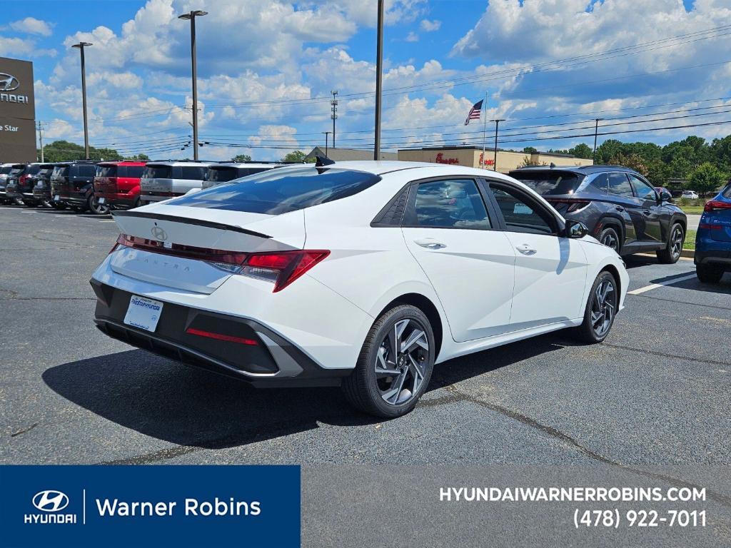 new 2025 Hyundai Elantra car, priced at $21,996