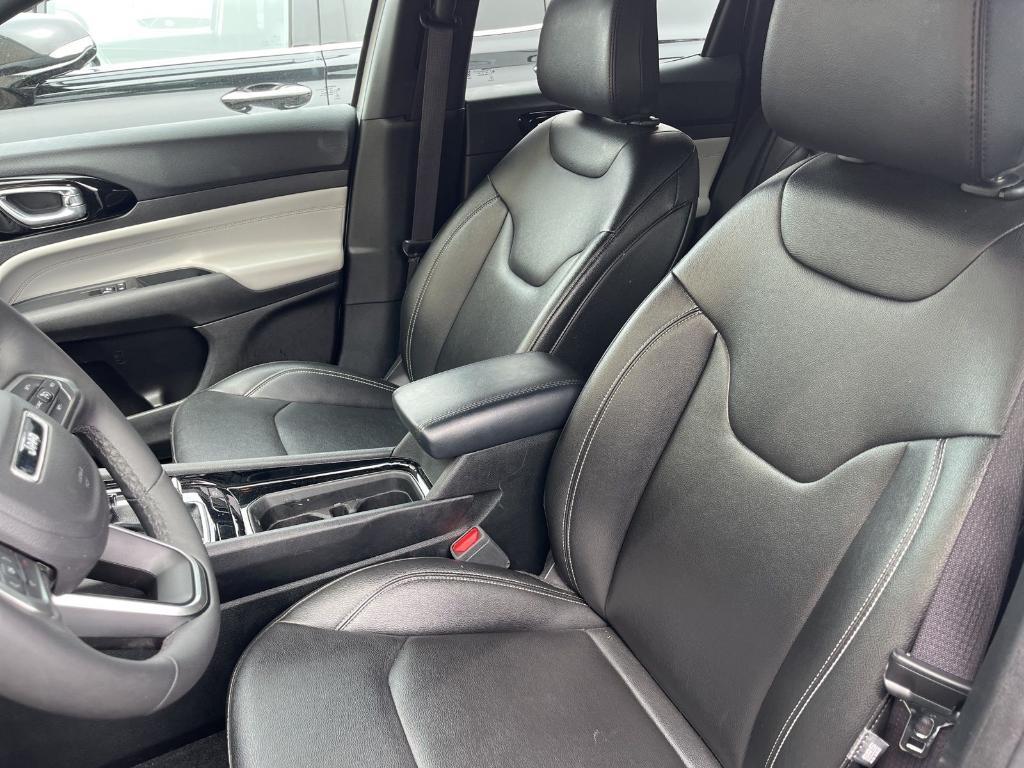 used 2025 Jeep Compass car, priced at $19,820
