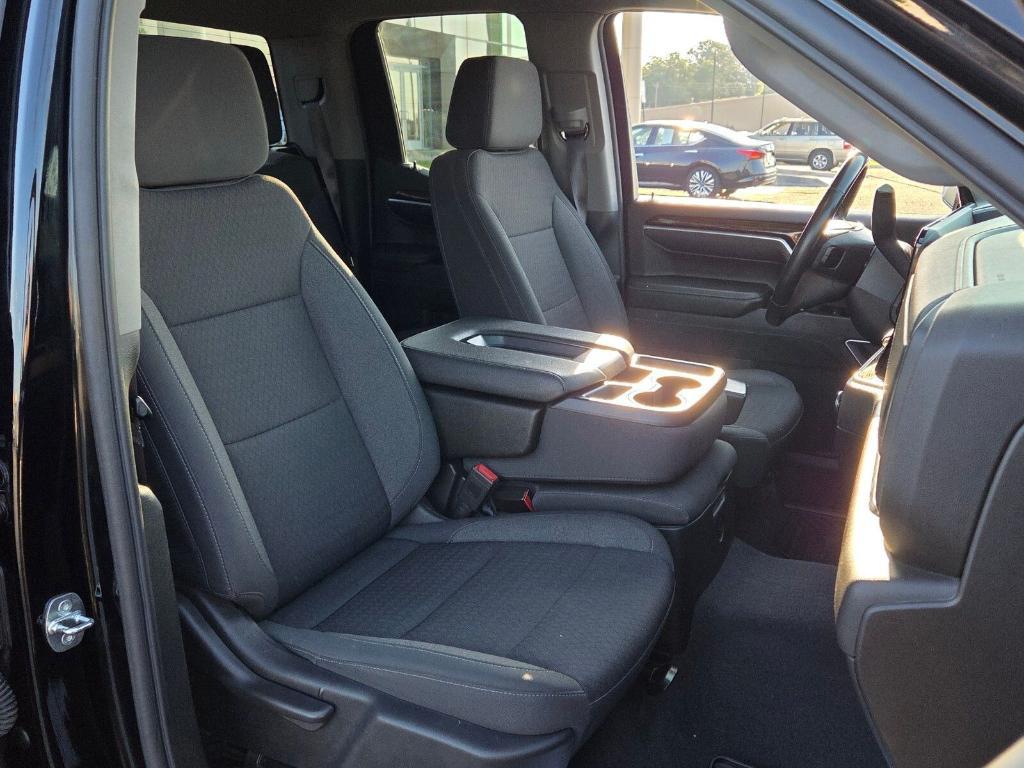 used 2022 GMC Sierra 1500 car, priced at $34,370
