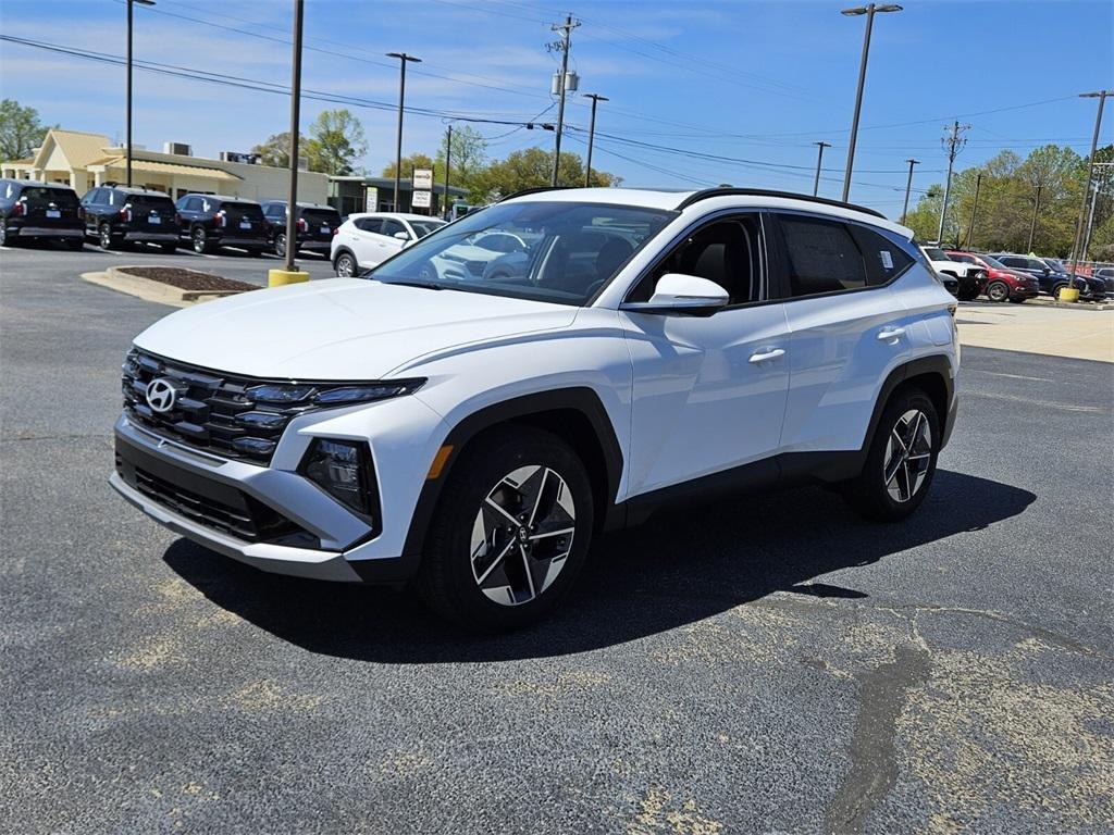 new 2025 Hyundai Tucson car, priced at $28,495
