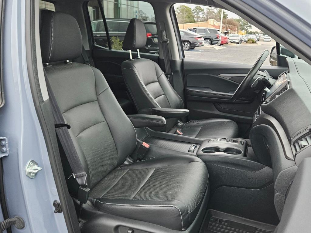 used 2023 Honda Ridgeline car, priced at $28,020