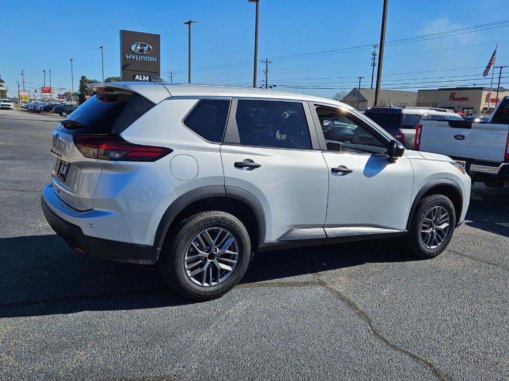 used 2024 Nissan Rogue car, priced at $17,420