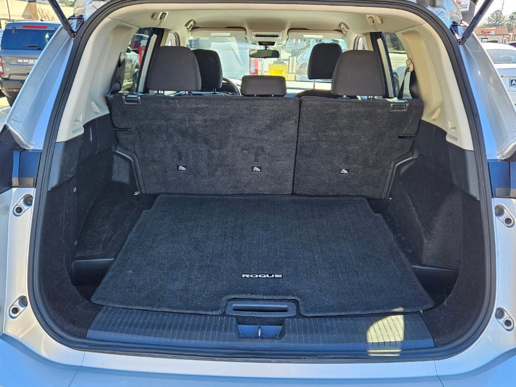 used 2024 Nissan Rogue car, priced at $17,420