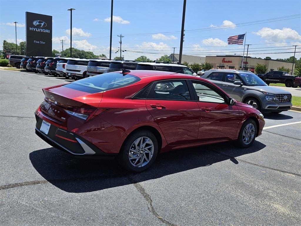 new 2025 Hyundai ELANTRA HEV car, priced at $22,995