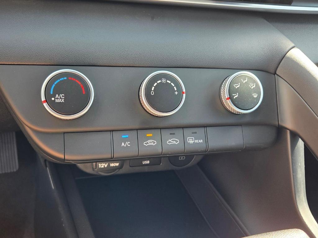 new 2026 Hyundai Elantra car, priced at $21,554