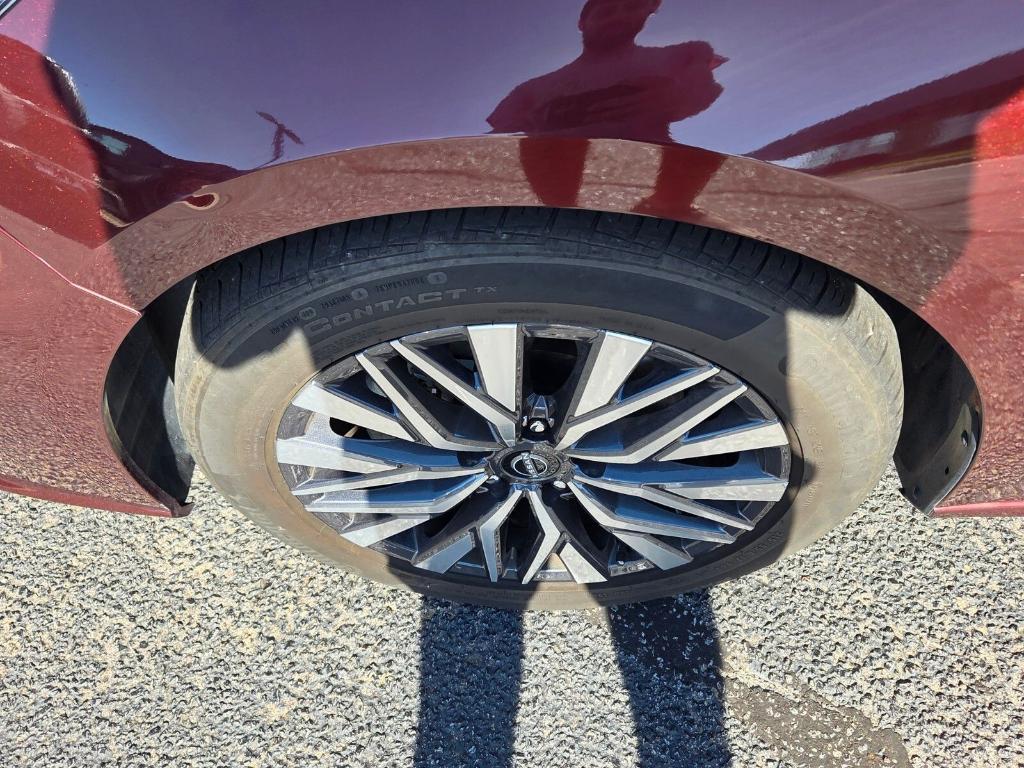 used 2023 Nissan Altima car, priced at $19,620