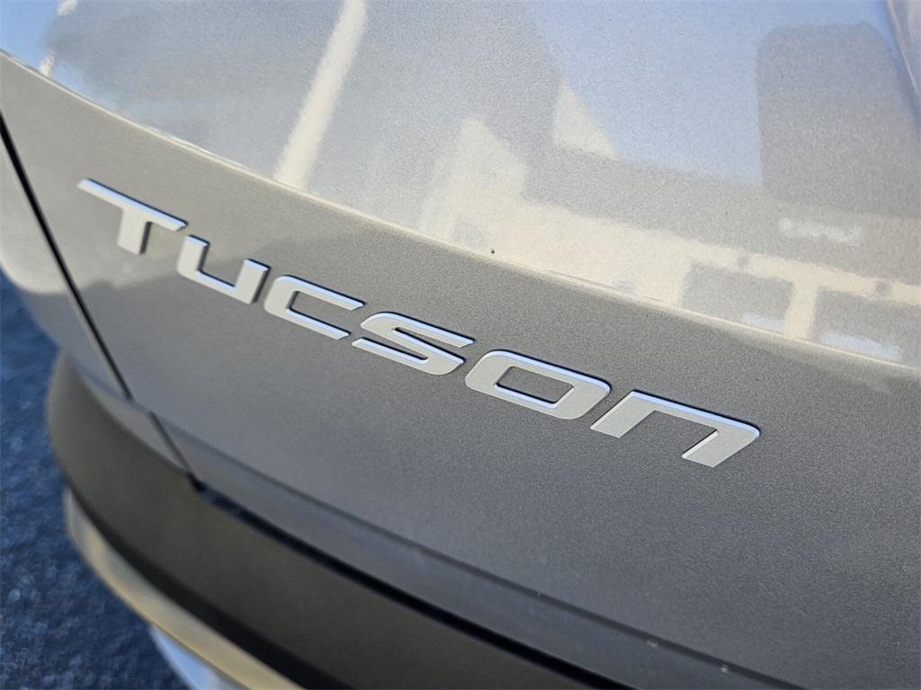 new 2026 Hyundai TUCSON Hybrid car, priced at $34,445