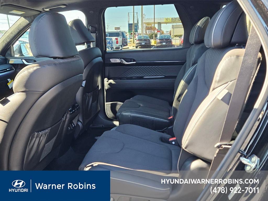 new 2025 Hyundai Palisade car, priced at $45,995
