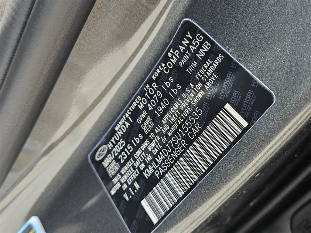 new 2025 Hyundai ELANTRA HEV car, priced at $23,995