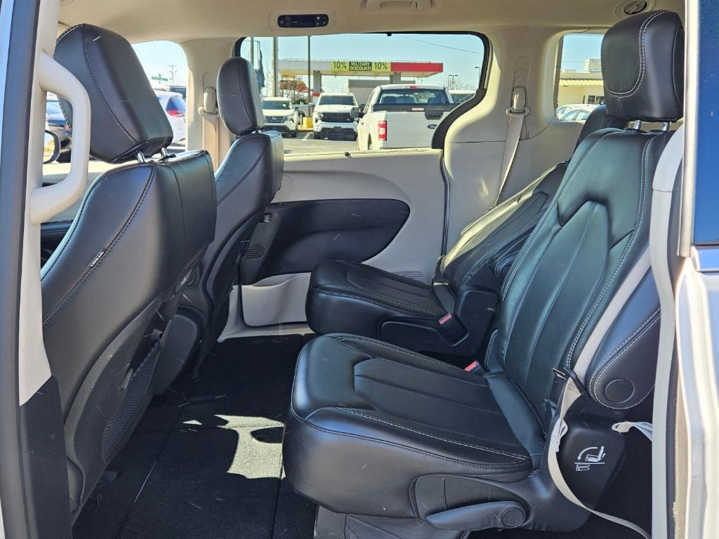 used 2023 Chrysler Pacifica car, priced at $22,020