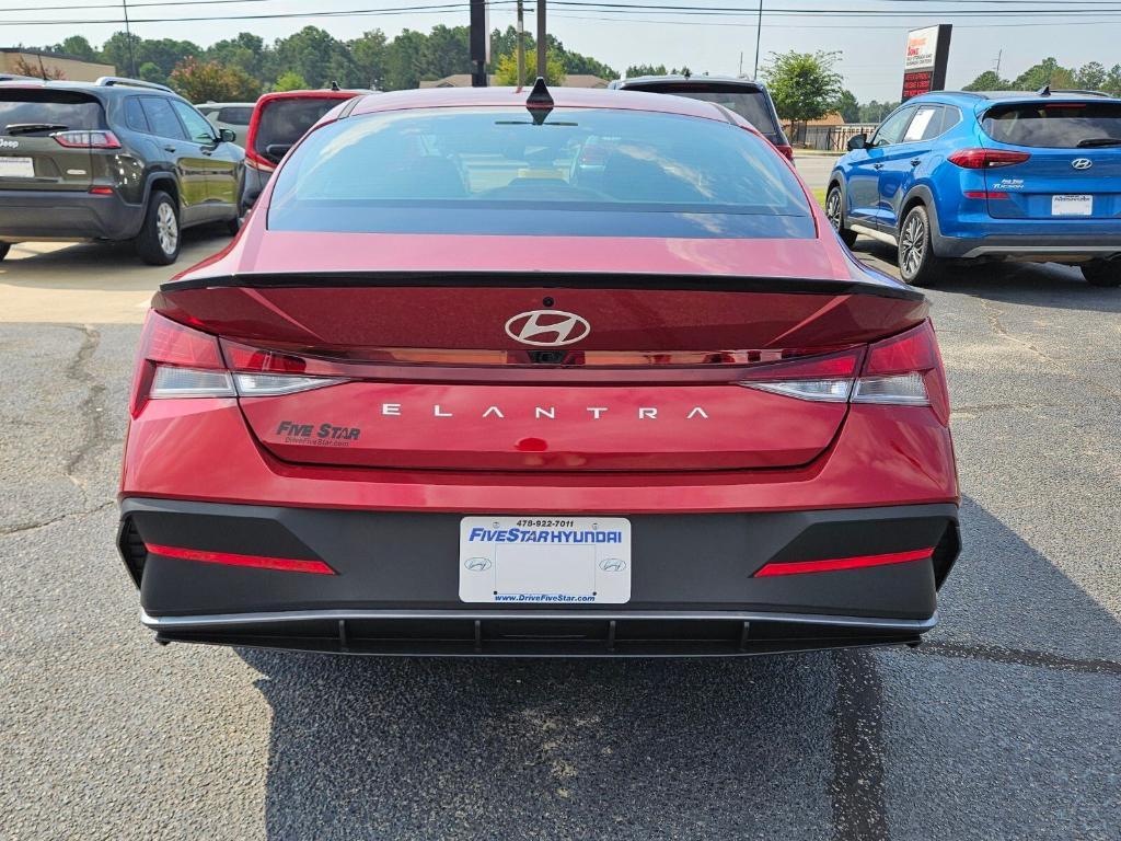 new 2025 Hyundai Elantra car, priced at $21,895