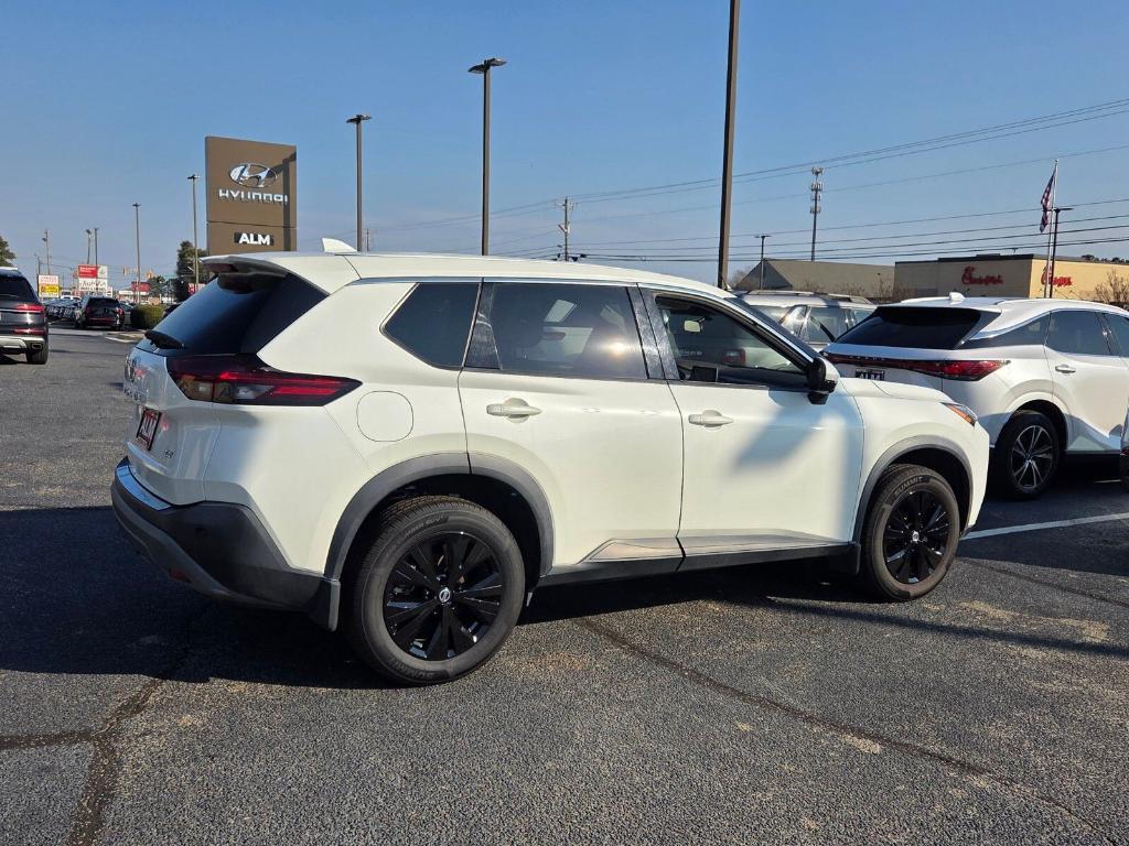 used 2021 Nissan Rogue car, priced at $16,160