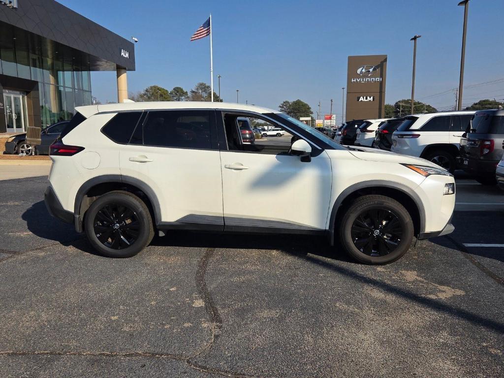 used 2021 Nissan Rogue car, priced at $16,160