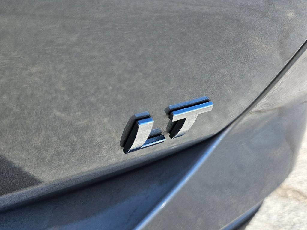 used 2024 Chevrolet Equinox car, priced at $18,220