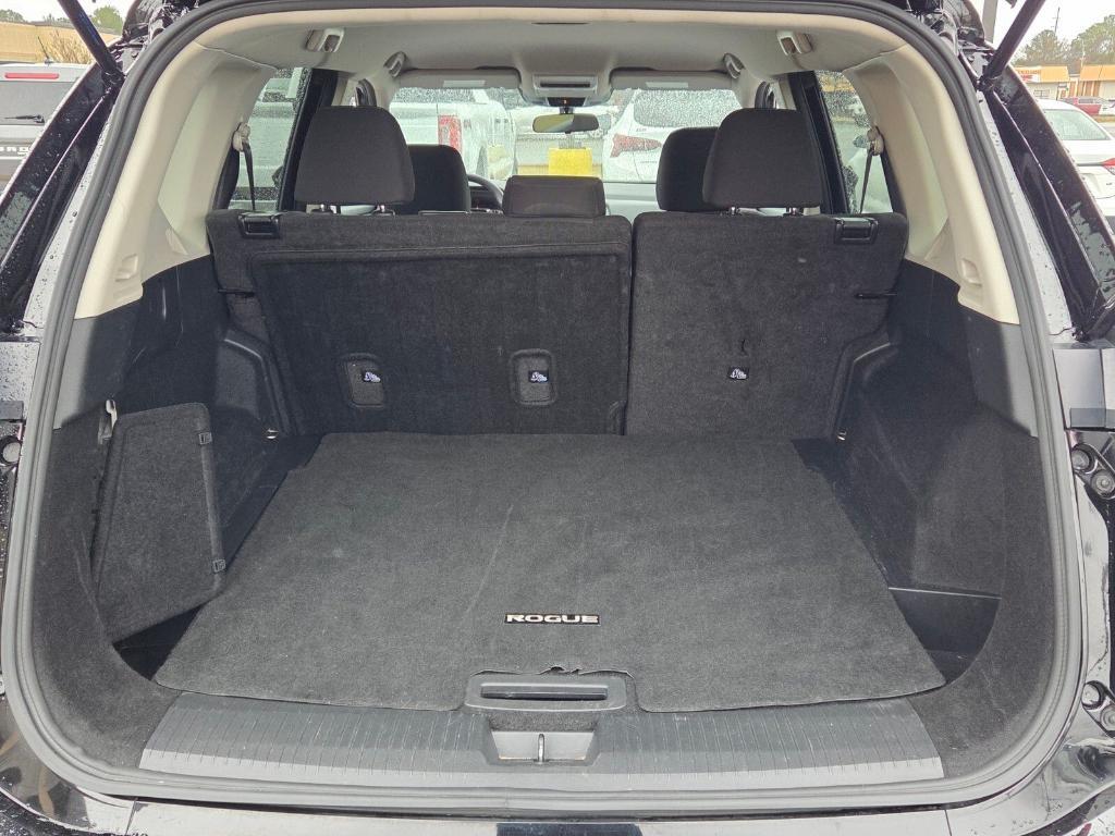 used 2024 Nissan Rogue car, priced at $17,920