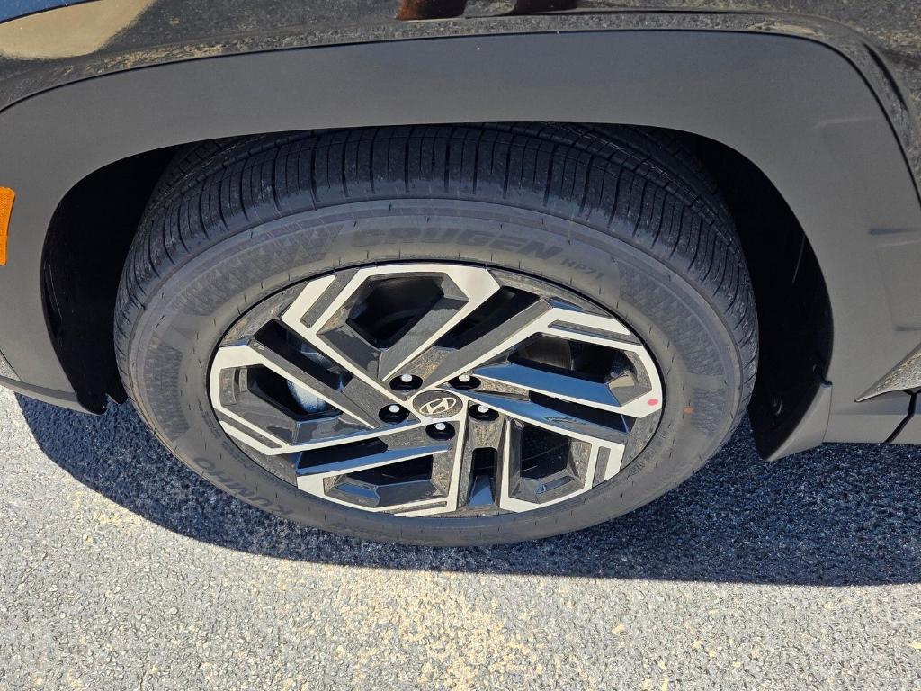 new 2026 Hyundai Tucson car, priced at $29,068