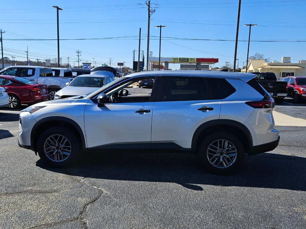 used 2024 Nissan Rogue car, priced at $17,420