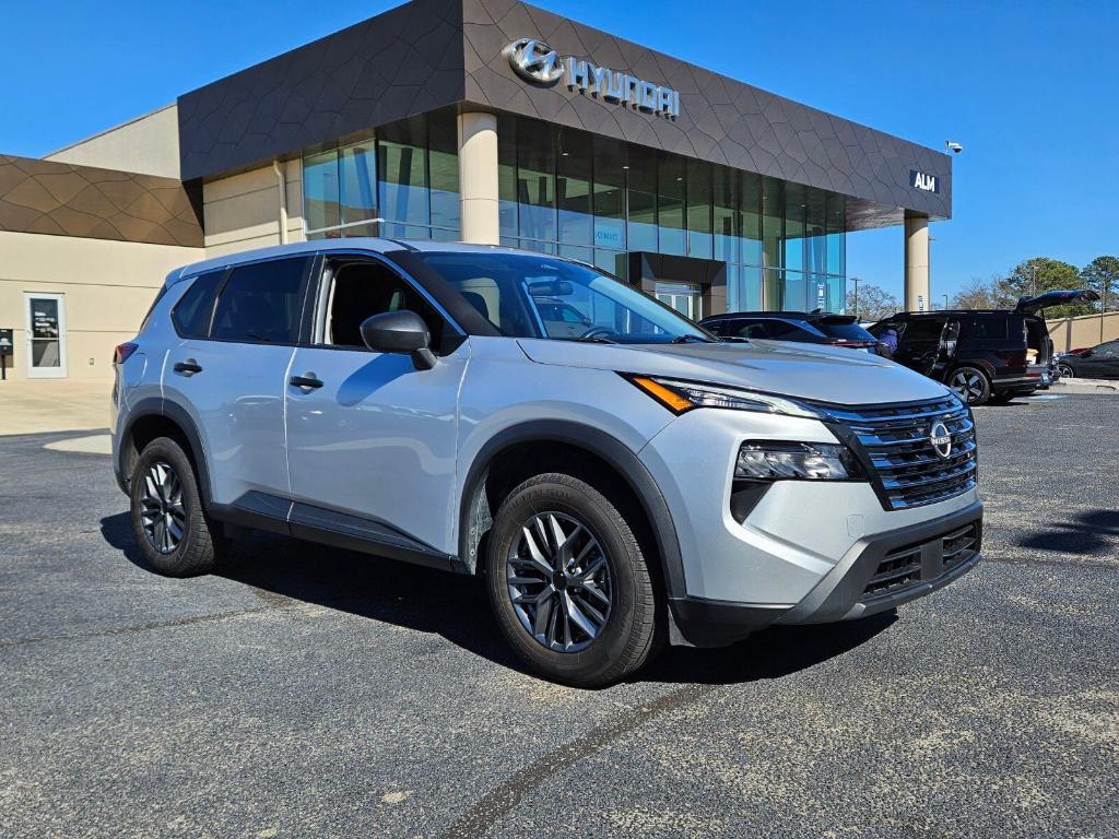 used 2024 Nissan Rogue car, priced at $17,420
