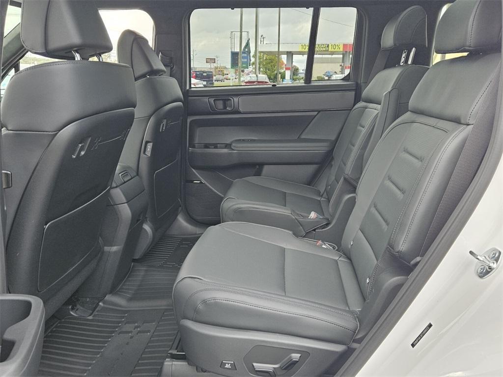 new 2026 Hyundai SANTA FE HEV car, priced at $47,215