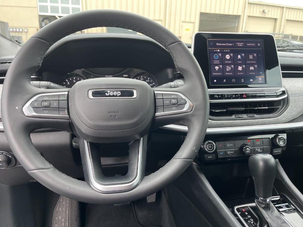 used 2025 Jeep Compass car, priced at $21,620