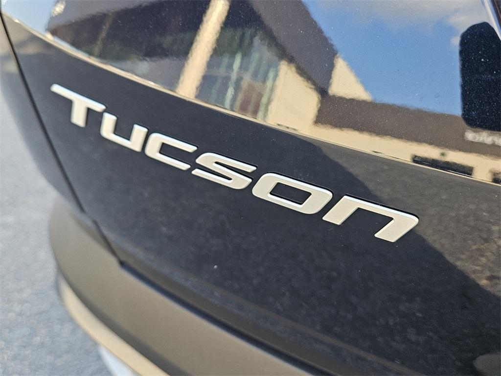 new 2026 Hyundai TUCSON Hybrid car, priced at $34,445