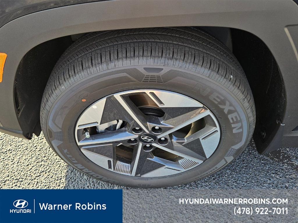 new 2026 Hyundai TUCSON Hybrid car, priced at $33,500