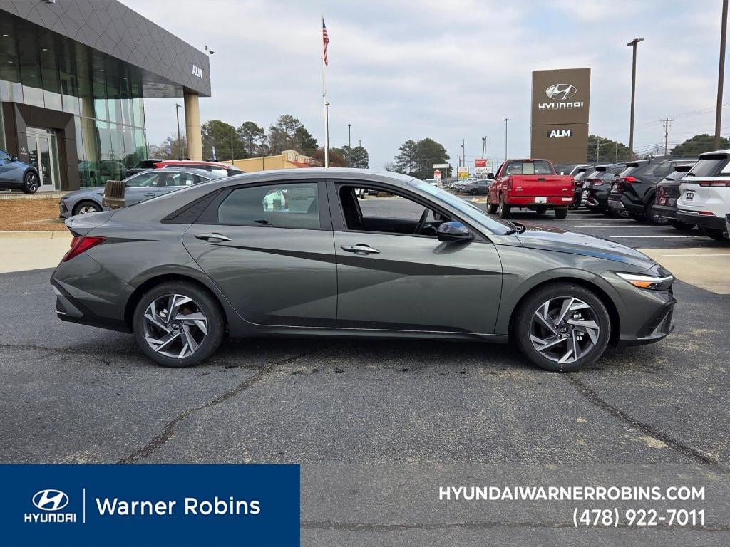 new 2025 Hyundai Elantra car, priced at $24,204