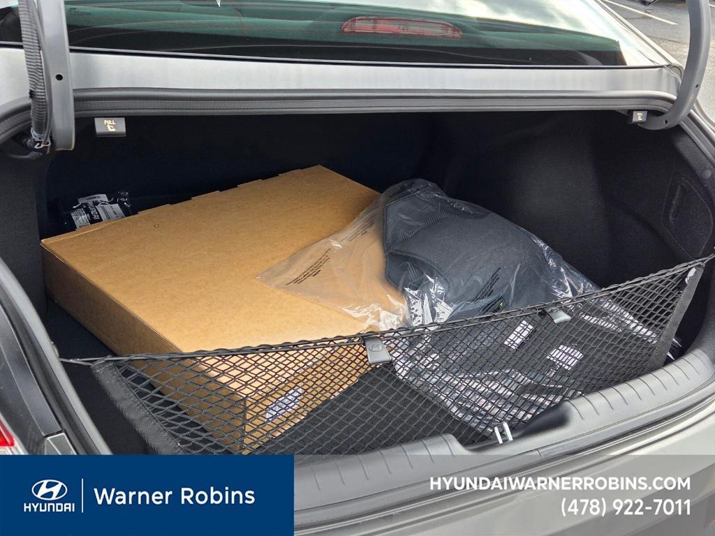 new 2025 Hyundai Elantra car, priced at $24,204