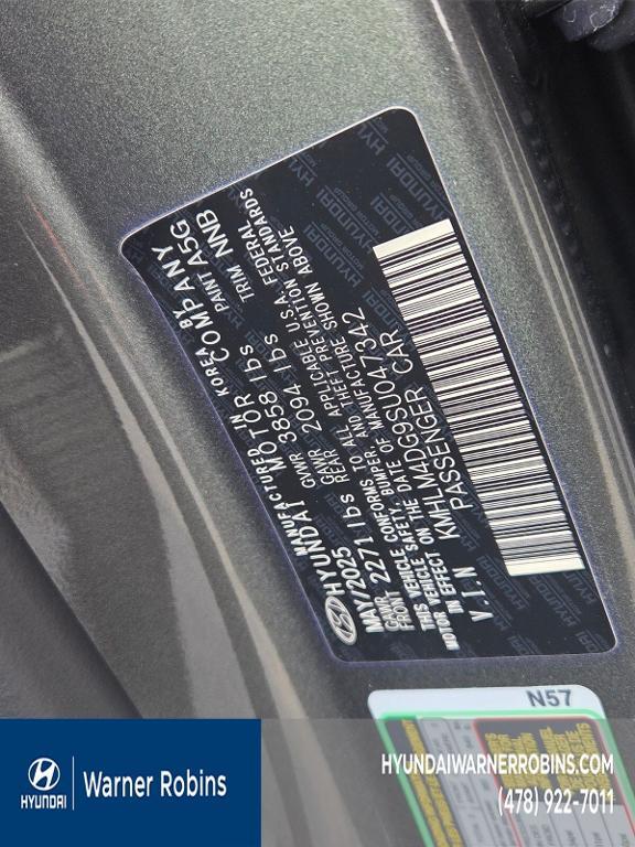 new 2025 Hyundai Elantra car, priced at $24,204