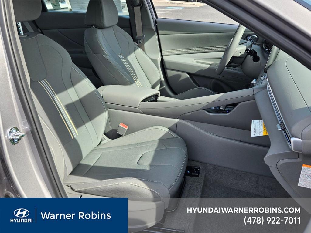 new 2026 Hyundai ELANTRA HEV car, priced at $27,559