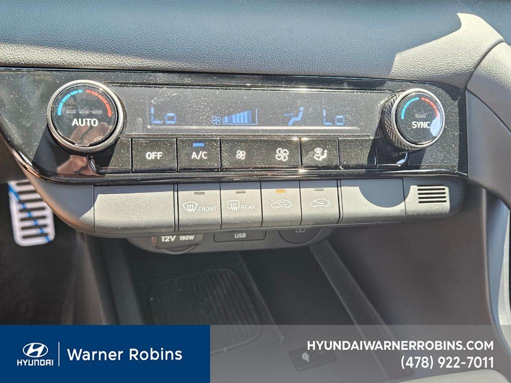 new 2025 Hyundai Elantra car, priced at $21,995