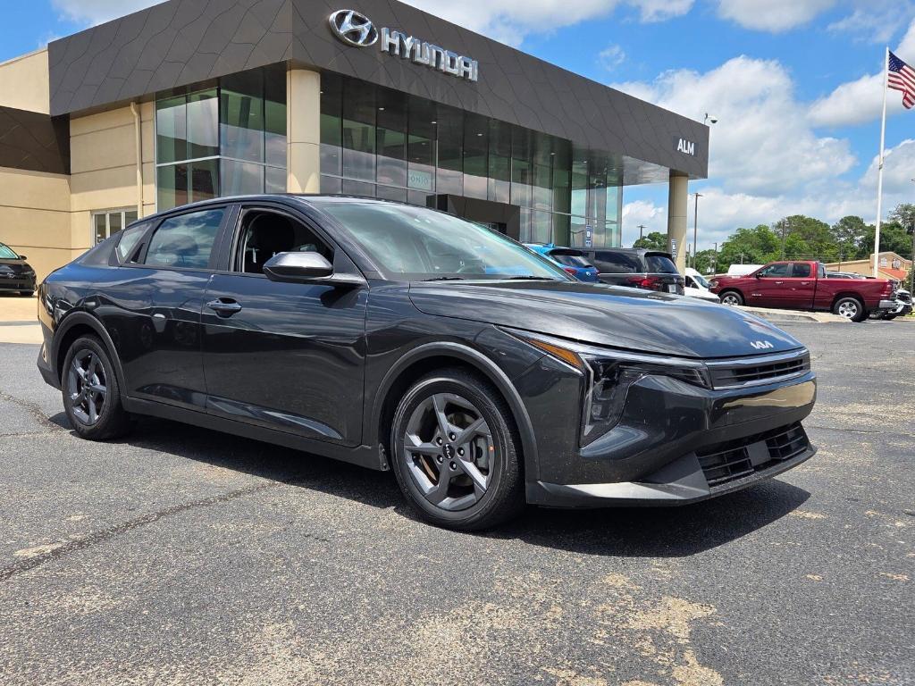 used 2025 Kia K4 car, priced at $19,420