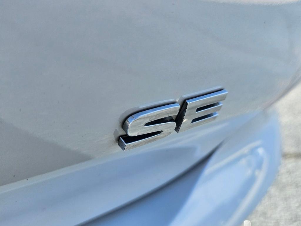 used 2024 Mitsubishi Outlander car, priced at $20,420