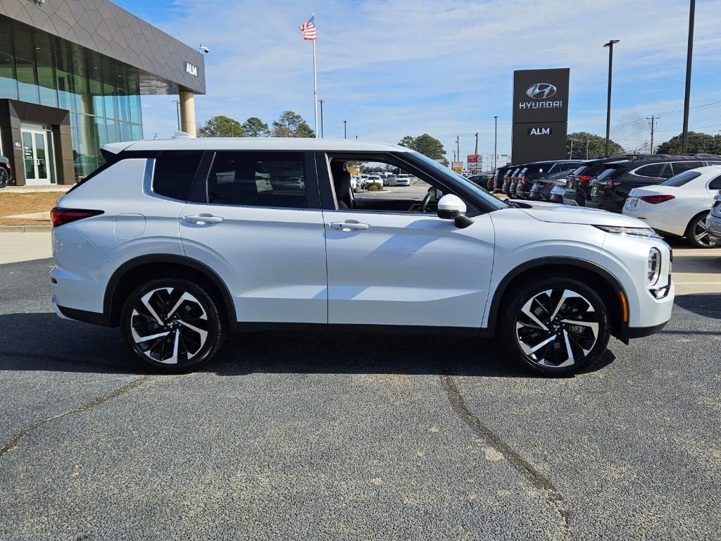 used 2024 Mitsubishi Outlander car, priced at $20,420