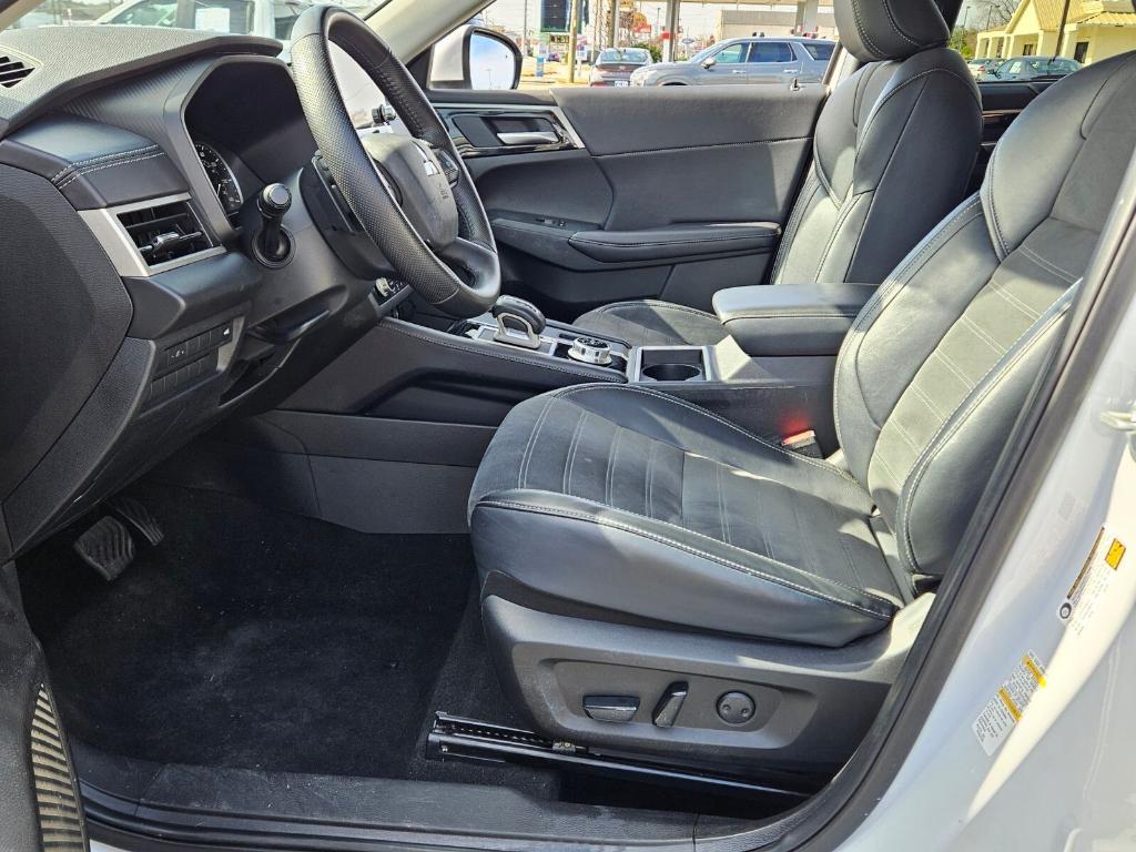 used 2024 Mitsubishi Outlander car, priced at $20,420