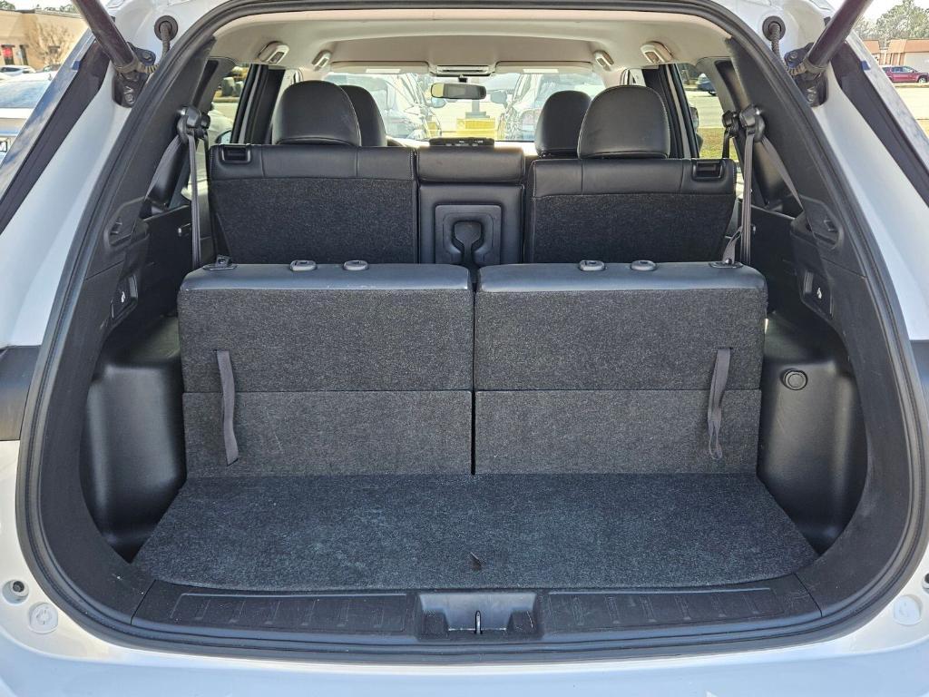 used 2024 Mitsubishi Outlander car, priced at $20,420