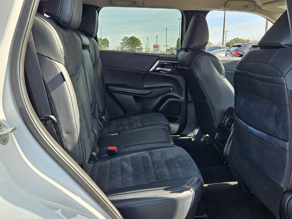 used 2024 Mitsubishi Outlander car, priced at $20,420