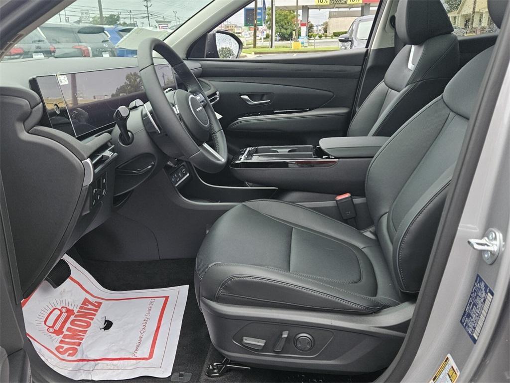new 2025 Hyundai TUCSON Hybrid car, priced at $38,290