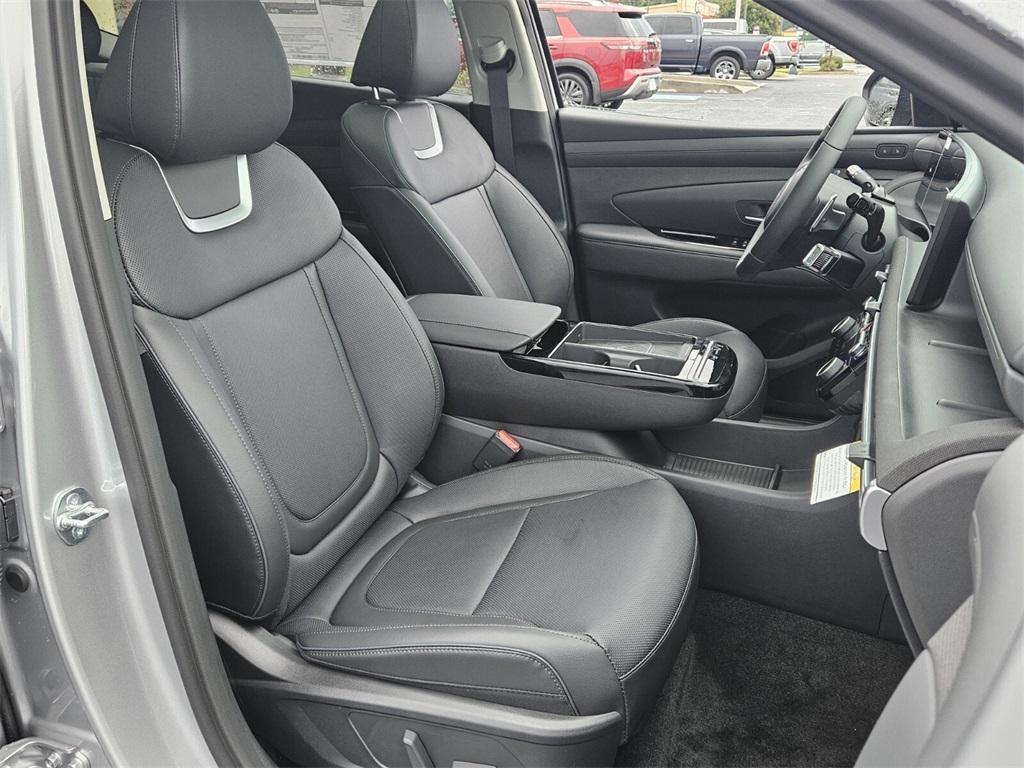 new 2025 Hyundai TUCSON Hybrid car, priced at $38,290