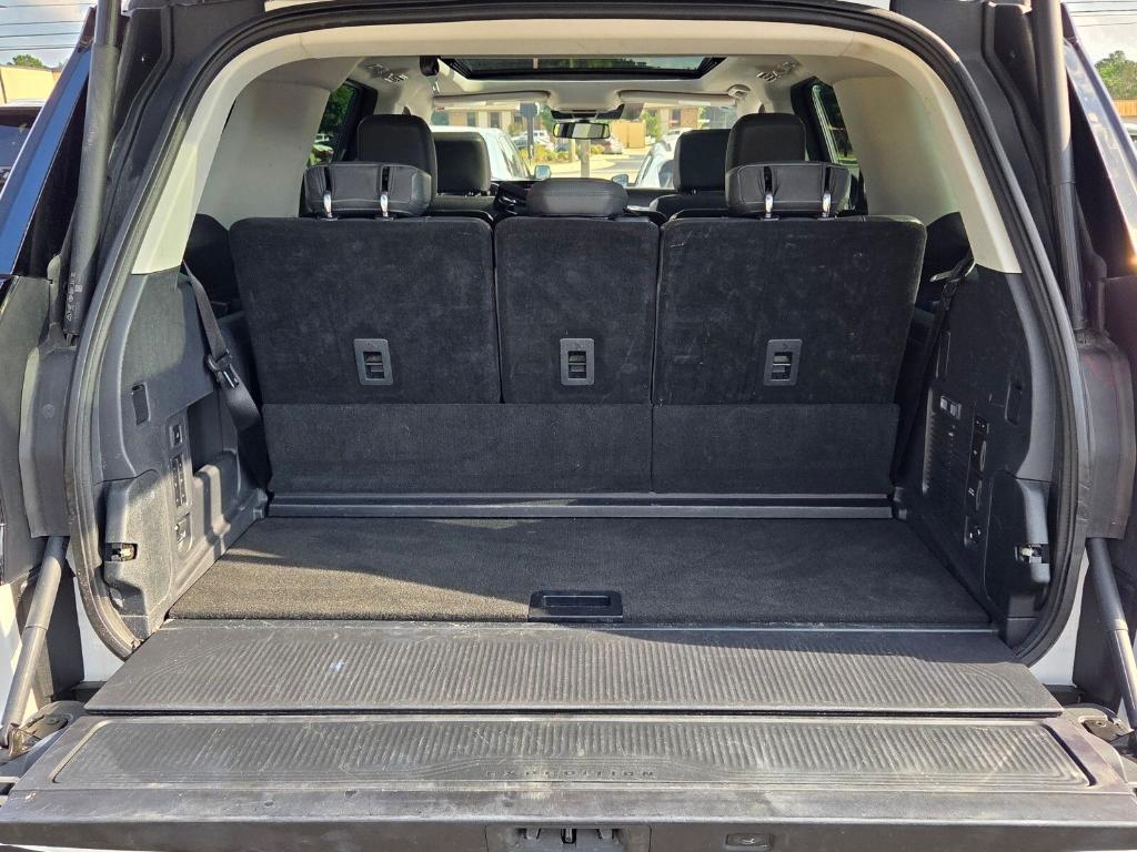 used 2025 Ford Expedition car, priced at $54,420