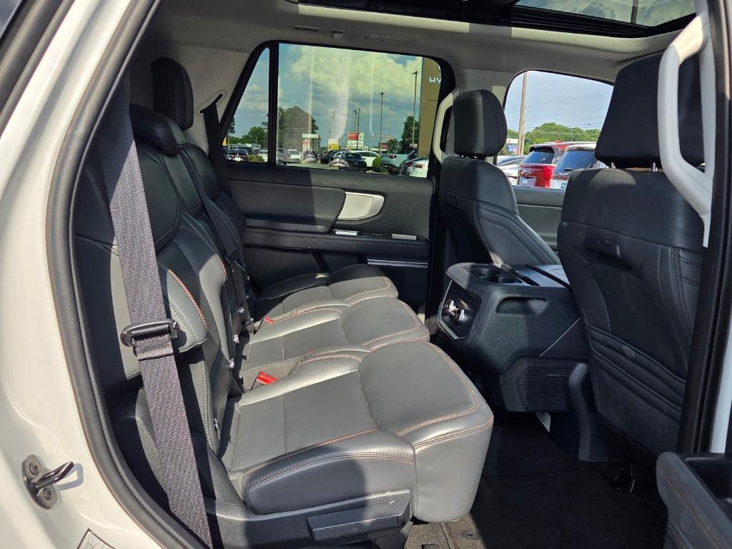 used 2025 Ford Expedition car, priced at $54,420