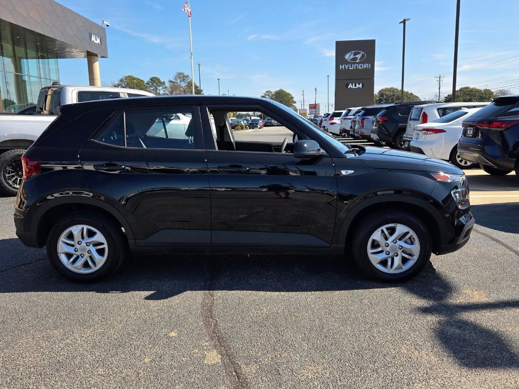 used 2025 Hyundai Venue car, priced at $16,320