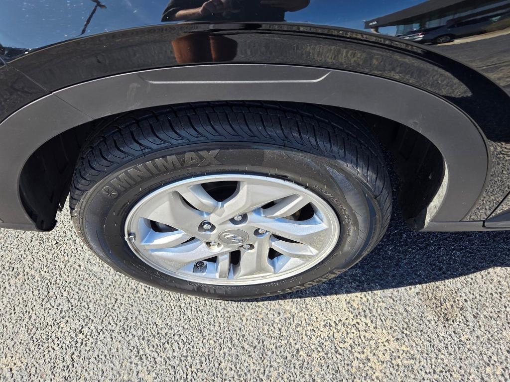 used 2025 Hyundai Venue car, priced at $16,320