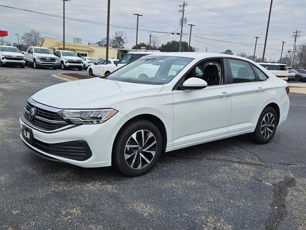 used 2024 Volkswagen Jetta car, priced at $16,820