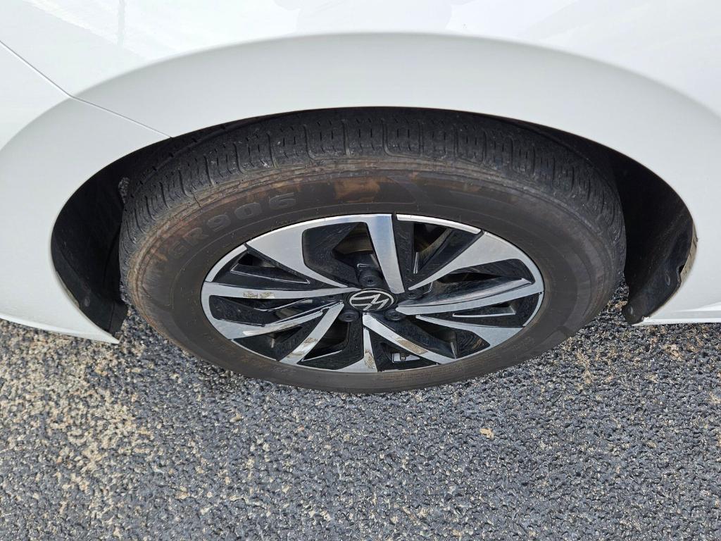 used 2024 Volkswagen Jetta car, priced at $16,820